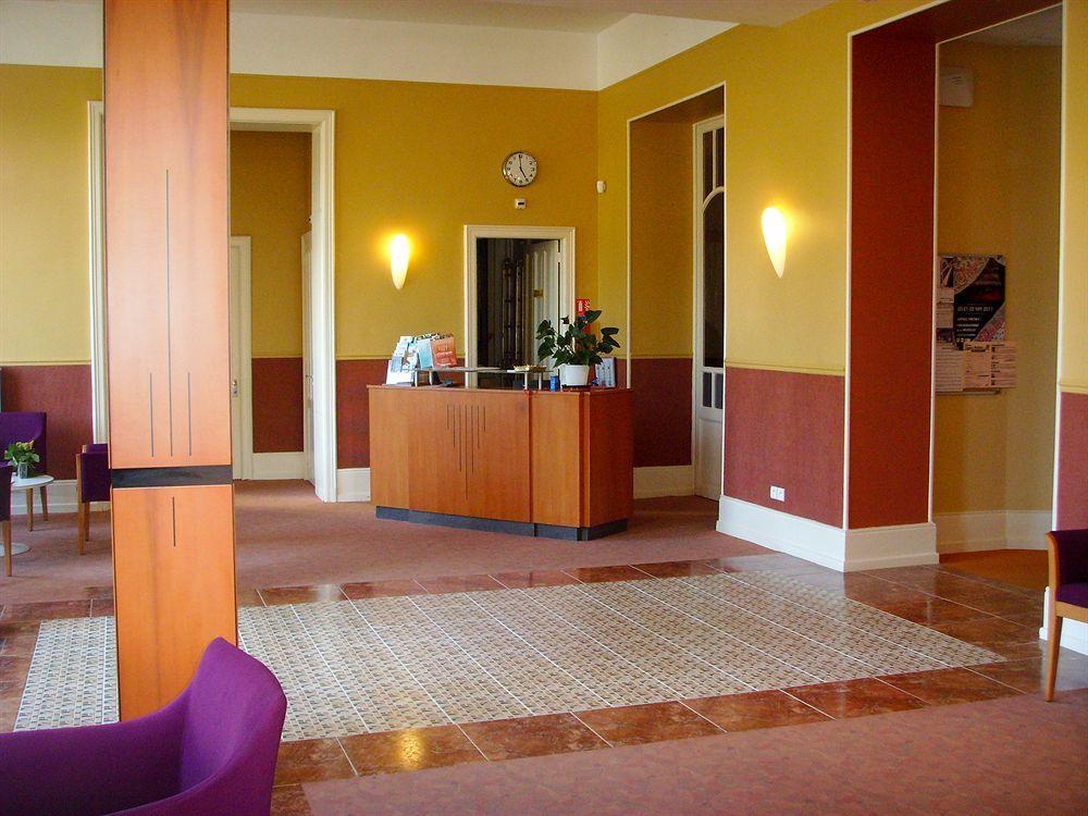 Hotels & Residences - Les Thermes ลุกซุยล์-เลส์-แบ็งส์ ภายนอก รูปภาพ