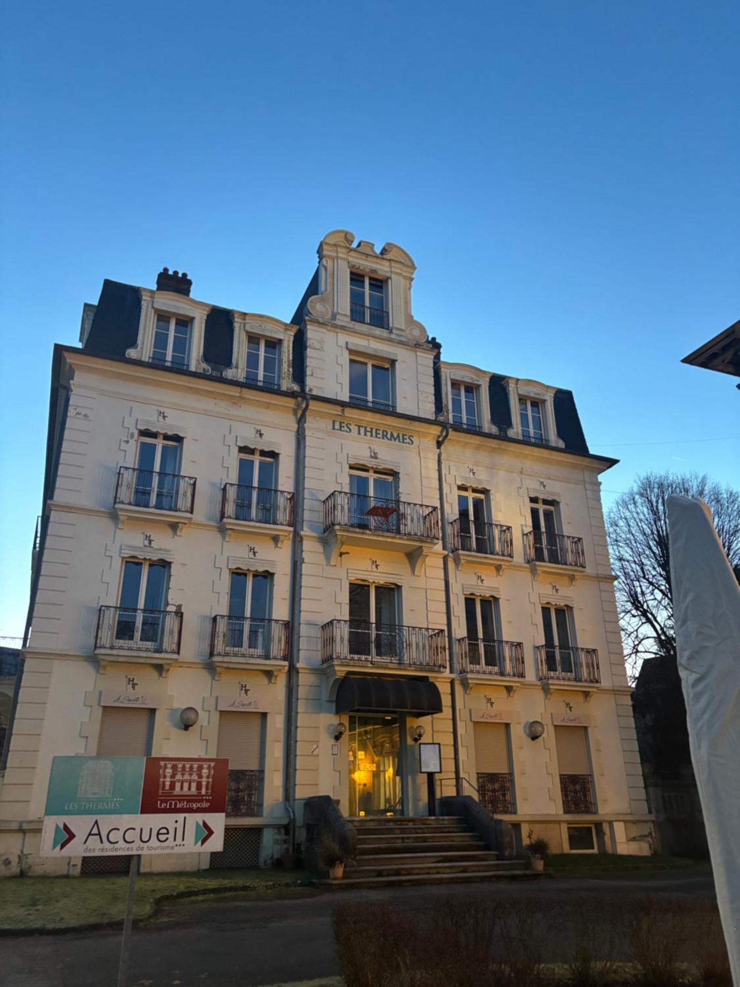 Hotels & Residences - Les Thermes ลุกซุยล์-เลส์-แบ็งส์ ภายนอก รูปภาพ