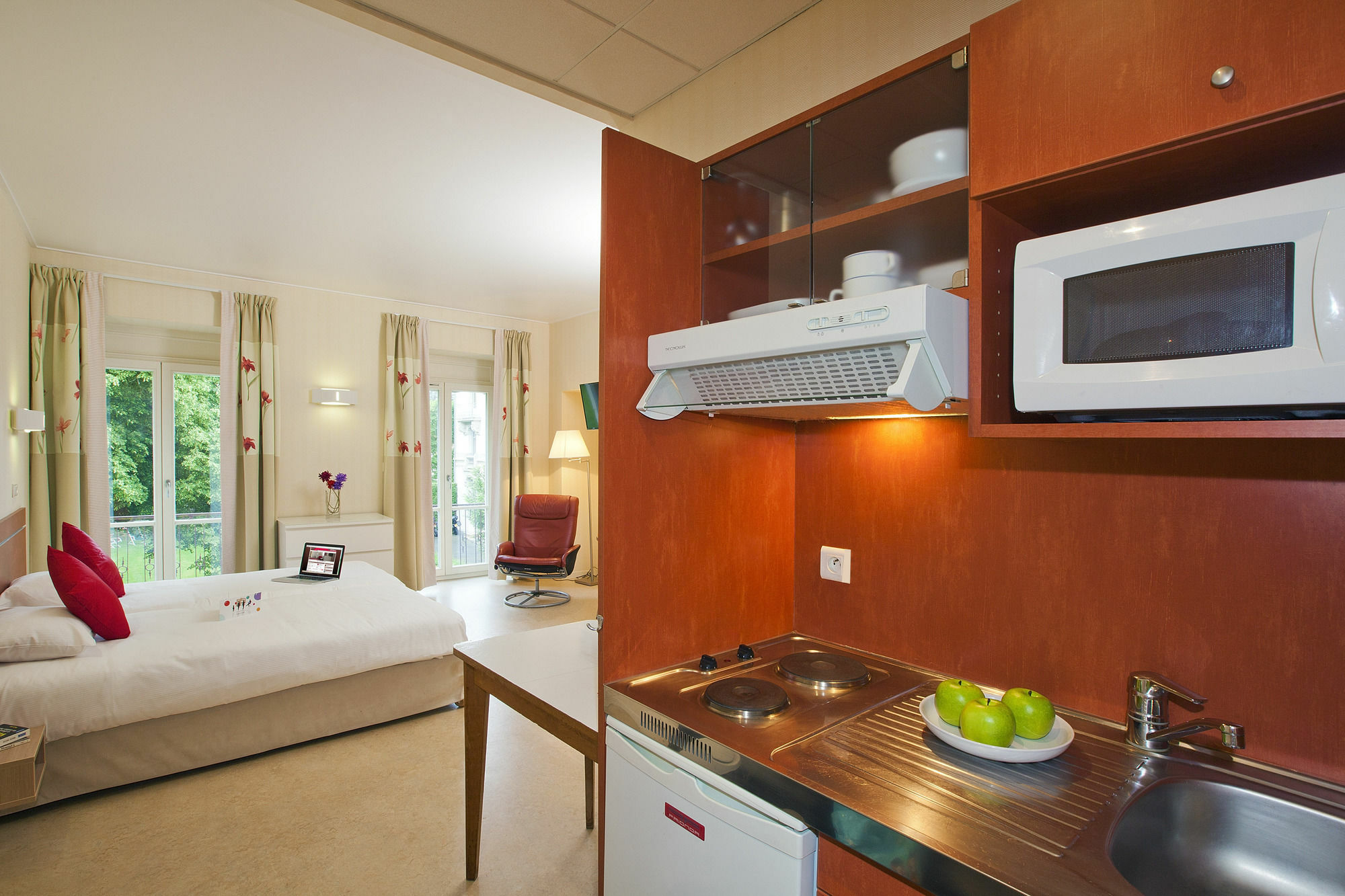 Hotels & Residences - Les Thermes ลุกซุยล์-เลส์-แบ็งส์ ภายนอก รูปภาพ